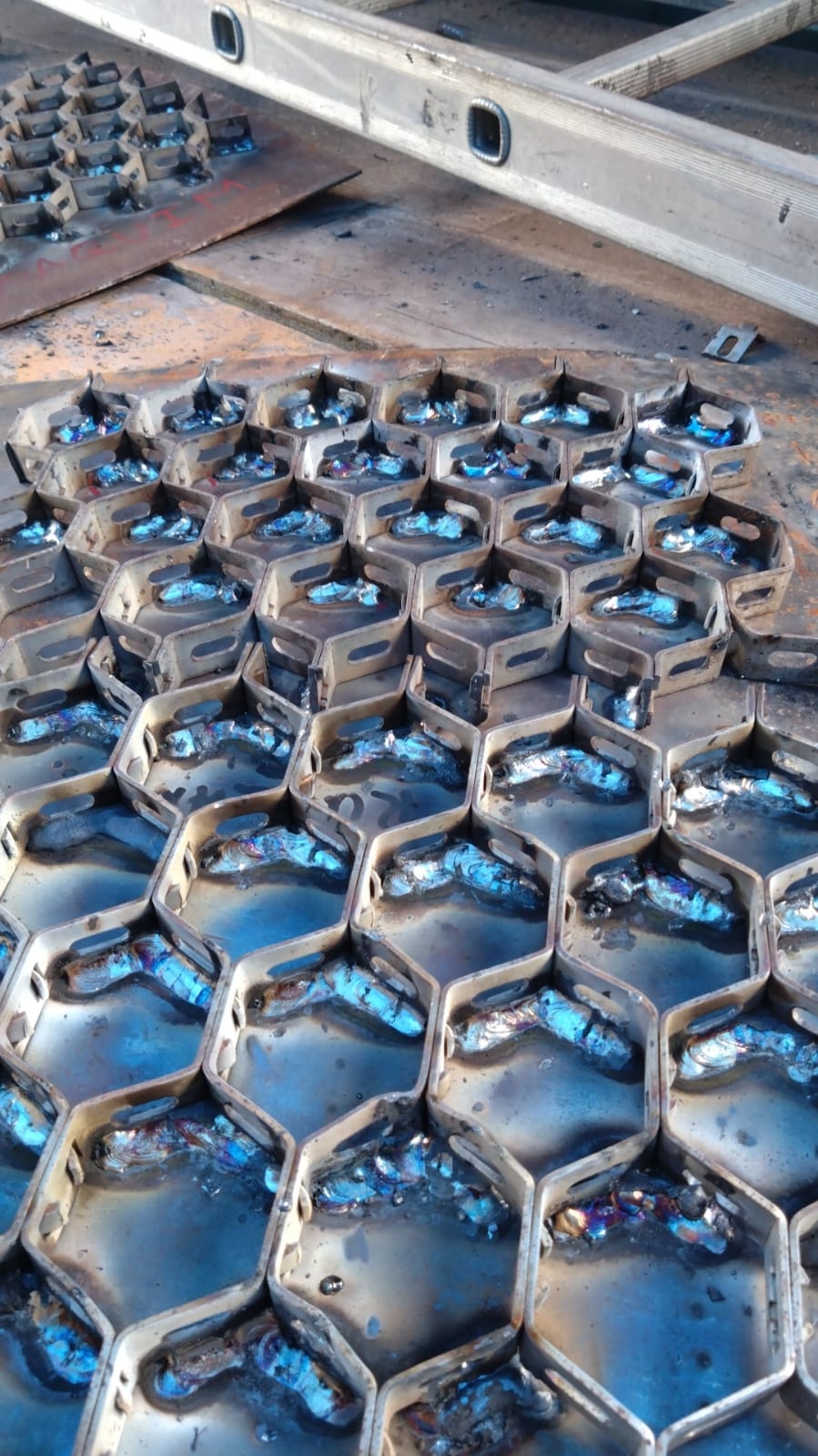 Hexmesh anchor panels ready for castable